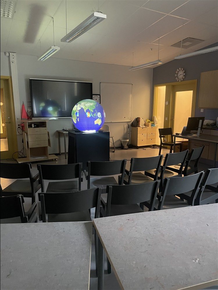 TellUs på besök i ett klassrum